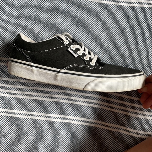 Vans womens sneaker size 7 Black - Picture 3 of 6